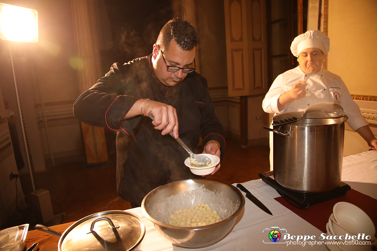 VBS_1256 - Fiera Nazionale del Tartufo e dei Santi 2022.jpg